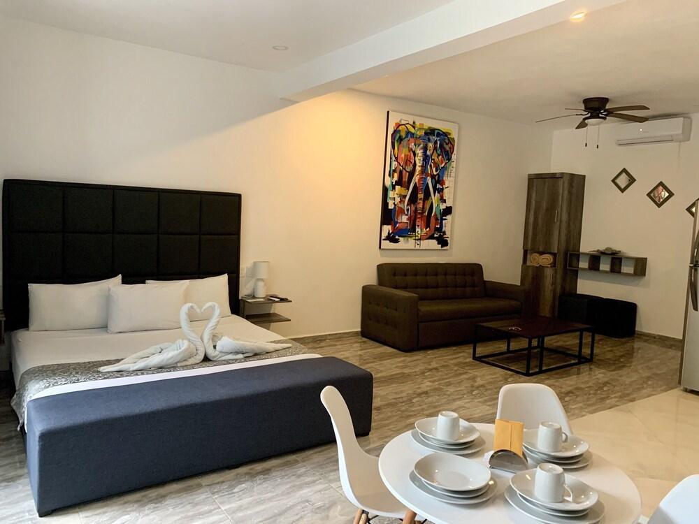 La Mar Hotel Boutique - 5Th Avenue Playa del Carmen Bagian luar foto